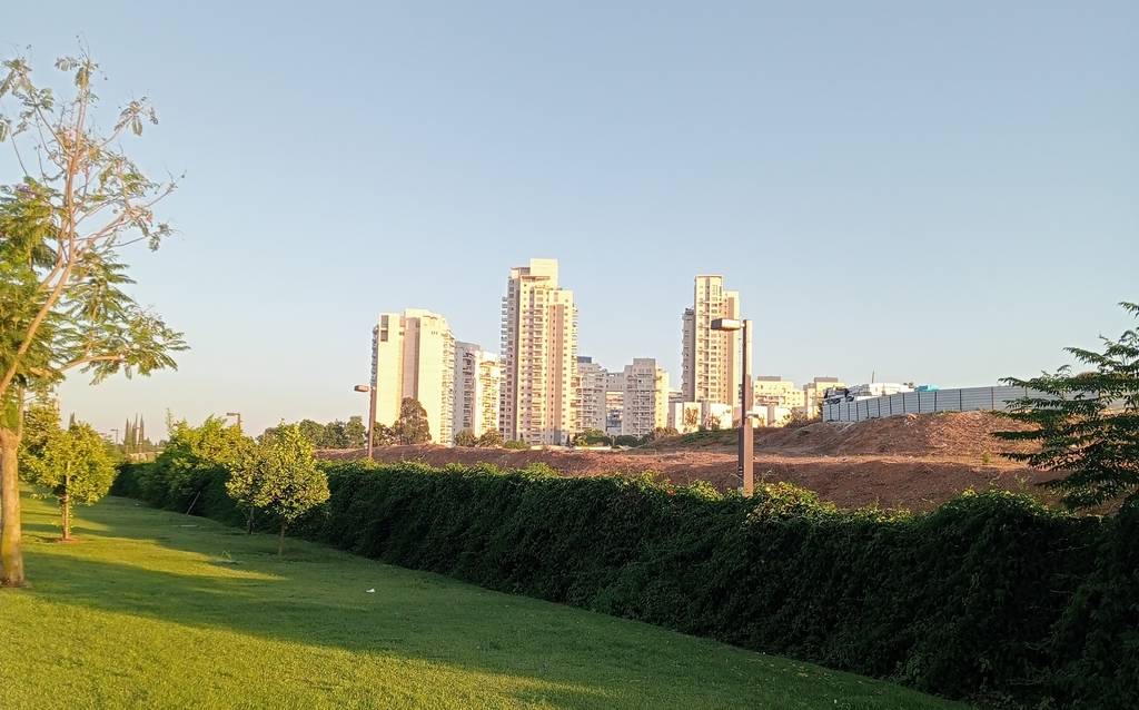 כרטיס ביקור דיגיטלי למתווך דירות